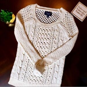 American Eagle cable knit sweater